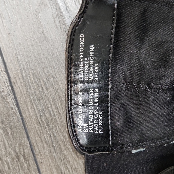 Steven by Steve Madden Black armond lug-sole Chelsea Boots size 8m - Picture 3 of 12